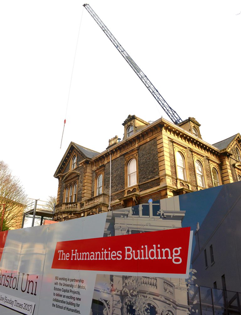 Bristol University Humanities hub crane supplied by Bennetts