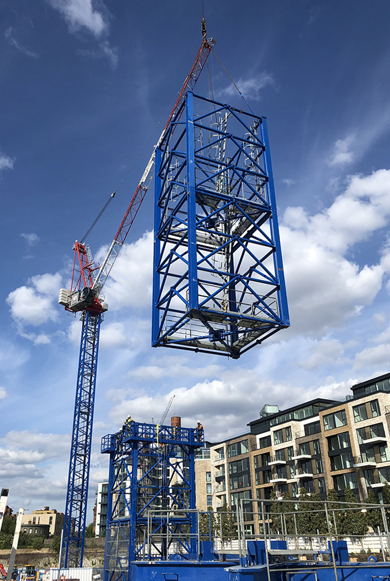 Bennetts Cranes Chelsea Creek Raimondi LR213 base lowered by LR273