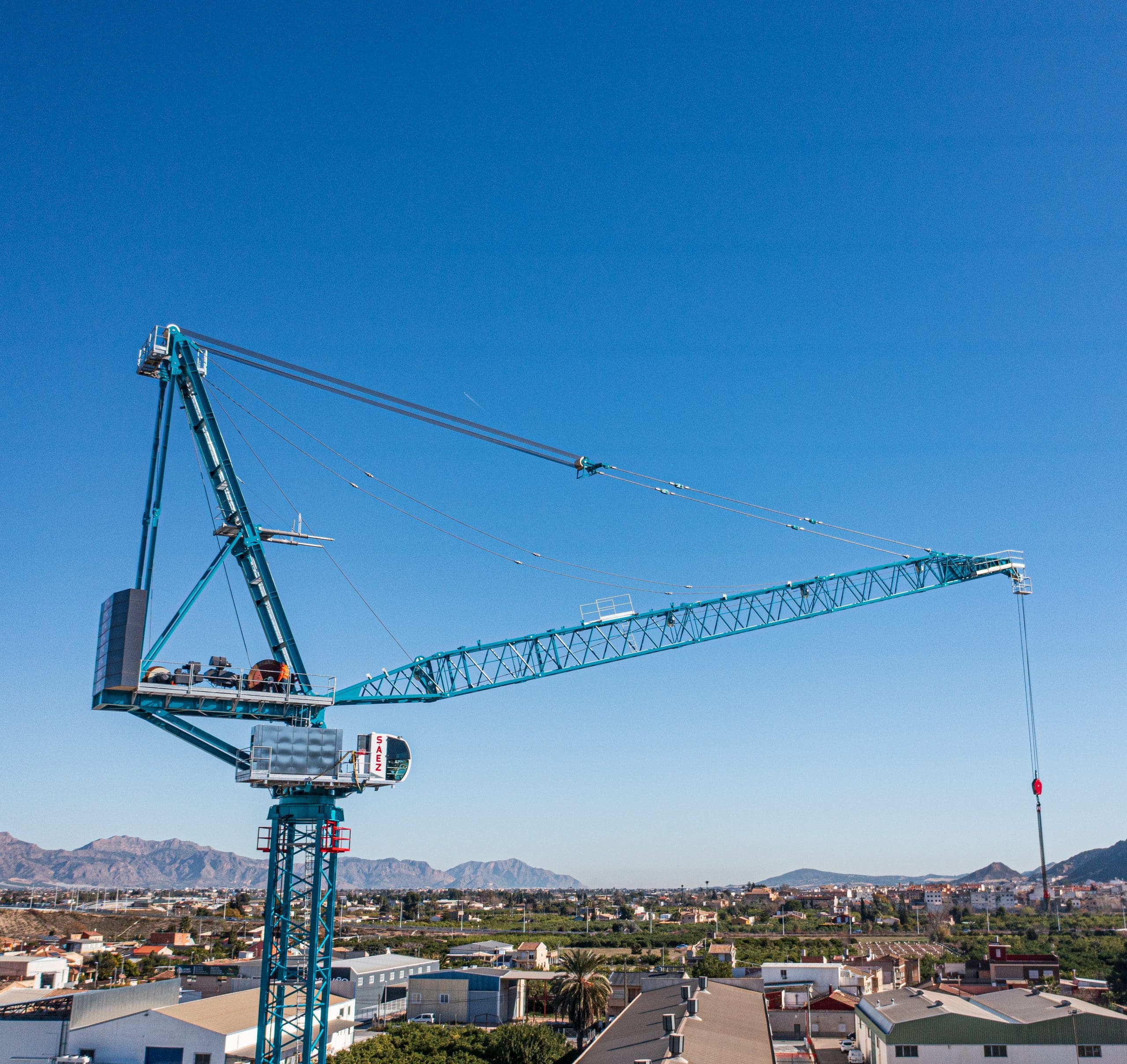 SL730 Crane